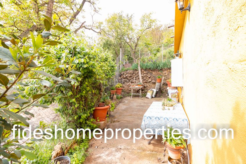 Foto be0bf0f7-3b3a-4a3f-9269-020642eb5ecb. Masia a Dúrcal