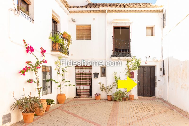 Foto 9f46e6d8-9056-4a60-8366-2a5ba30ce319. Casa a calle solana 17 a Lecrín
