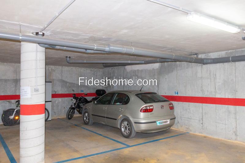 Foto 0e4ac6ca-4886-4c37-853e-732f66b24a2c. Parking coche en calle echevarria 60 en Dúrcal