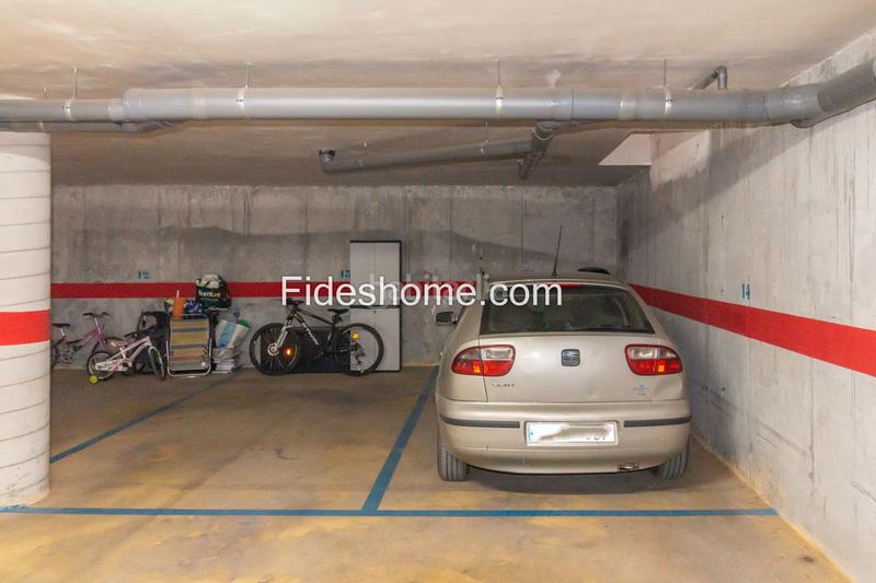 Foto cfbdd637-97b3-4fd6-94c9-b1f434d2a8db. Parking coche en calle echevarria 60 en Dúrcal