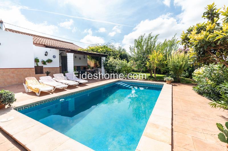 Foto 88319975-05ac-474c-aa82-f10571ee4ca5. Masía cortijo en venta en poligono 13, 579, durcal en Dúrcal