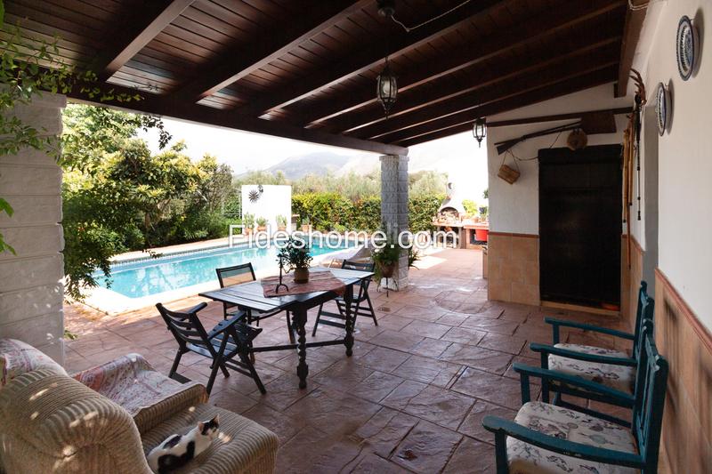 Foto 9014976b-b28c-487f-bdb3-2e4dc6e209f2. Masía cortijo en venta en poligono 13, 579, durcal en Dúrcal