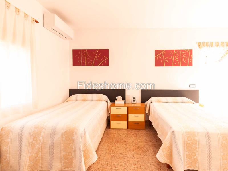 Foto 24203ce7-f6fb-4713-81a1-5cdad770ebc9. Casa a calle eras 16 a Nigüelas