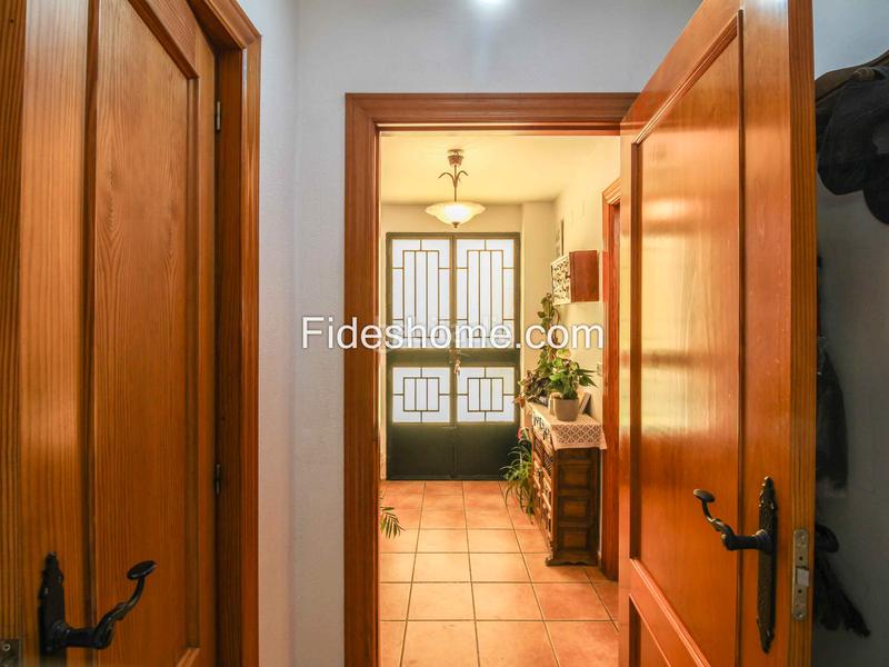 Foto 29cb16e5-c5f5-4956-8838-a6d64a0e4d89. Casa a calle eras 16 a Nigüelas