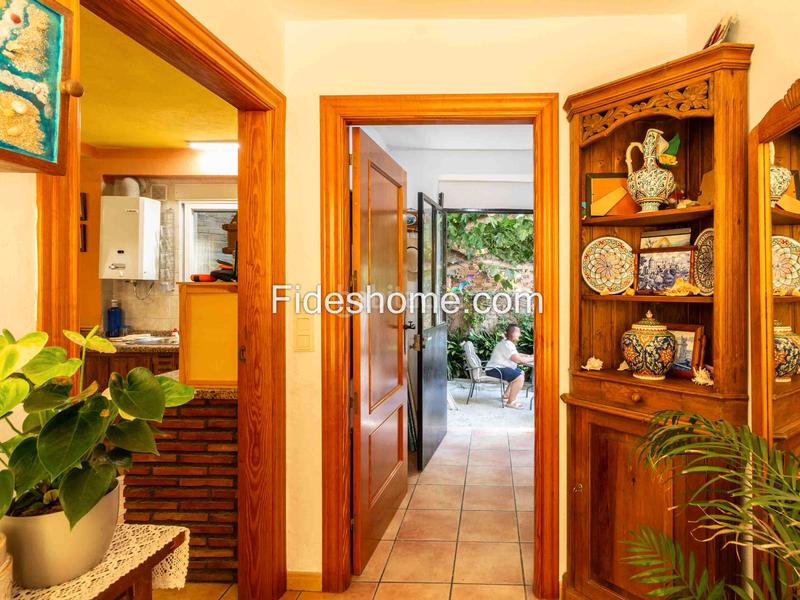 Foto 48df0052-1184-46db-bd77-4f2f85ceb4af. Casa a calle eras 16 a Nigüelas