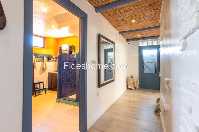 Foto 13ddc645-9945-4fa0-bb51-32f5668b359e. Bauernhof mit kamin heizung parking in Nigüelas