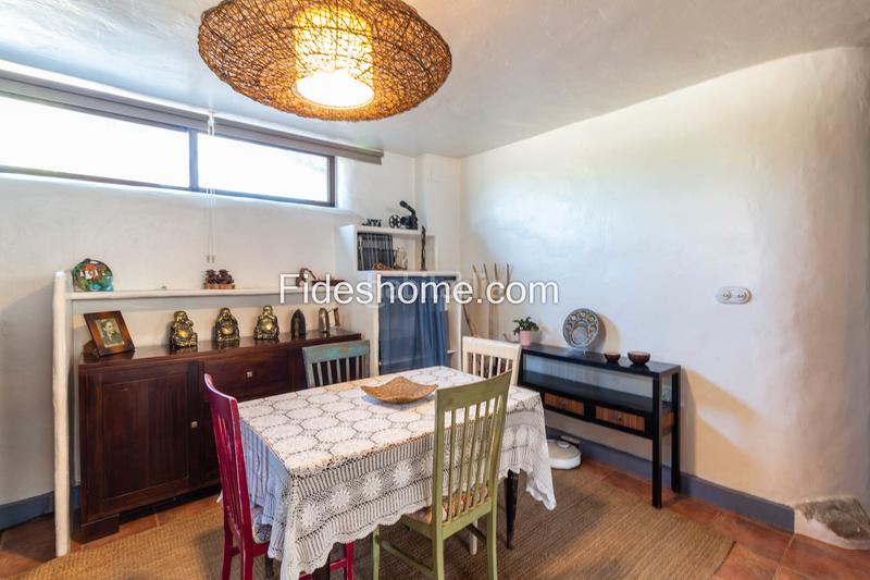 Foto 48a4c3f0-e733-4717-b00f-6f9926a492d9. Bauernhof mit kamin heizung parking in Nigüelas