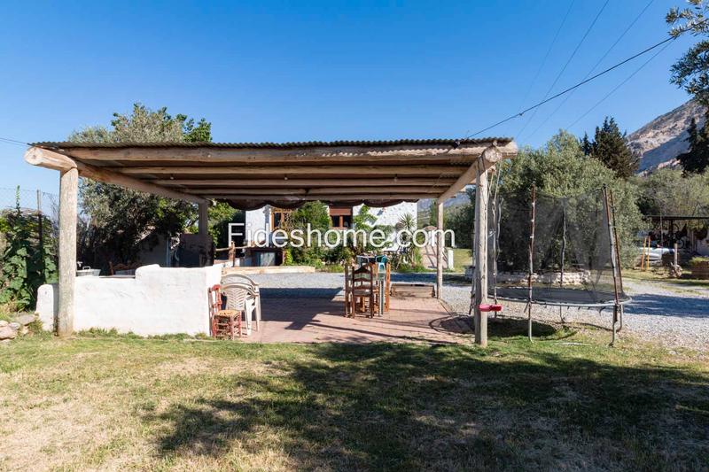 Foto 8773ef50-b699-4c61-b971-907de3717577. Bauernhof mit kamin heizung parking in Nigüelas