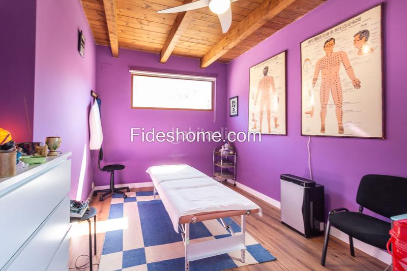 Foto c2b6b9ee-b79c-4f5f-8b9b-eefe966a09e1. Bauernhof mit kamin heizung parking in Nigüelas