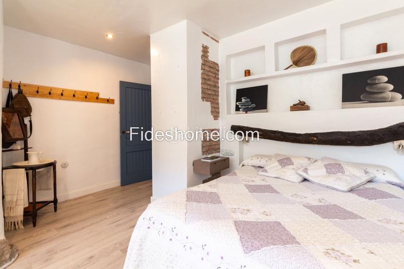 Foto c6420bc6-515e-4278-8800-d60228ebba34. Bauernhof mit kamin heizung parking in Nigüelas