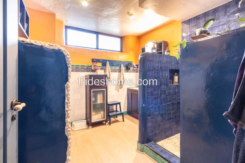 Foto defca015-908a-4f98-b580-9cf111ccf8f9. Bauernhof mit kamin heizung parking in Nigüelas