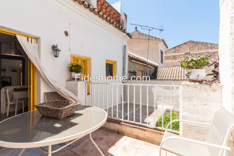 Foto 9171d768-0e3c-45df-81fc-647943317640. Masía en calle perez galdos 4 encantadora casa rústica en el corazón de melegís en Lecrín