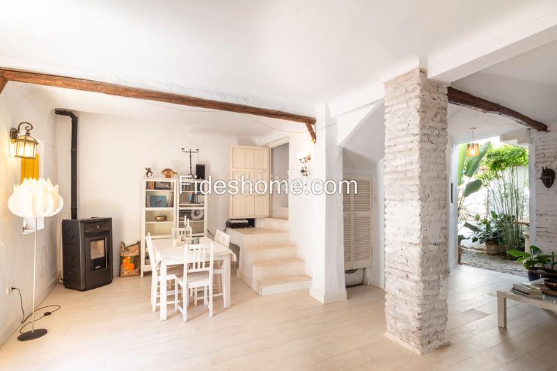 Foto d0ec1871-5937-4cf3-9294-39a94617ee74. Masía en calle perez galdos 4 encantadora casa rústica en el corazón de melegís en Lecrín