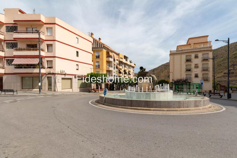 Foto 26770eb9-1920-4267-8d20-0624ef7665ed. Piso en avenida de andalucía 2 piso en venta en av andalucia 2, 2a, en Albuñol