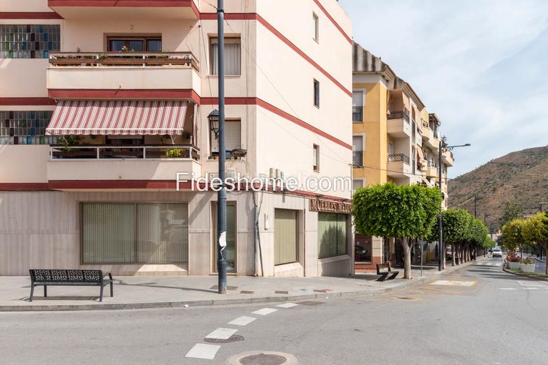 Foto 2bef3ff6-1daa-4e75-8143-7aa9fd27a929. Piso en avenida de andalucía 2 piso en venta en av andalucia 2, 2a, en Albuñol