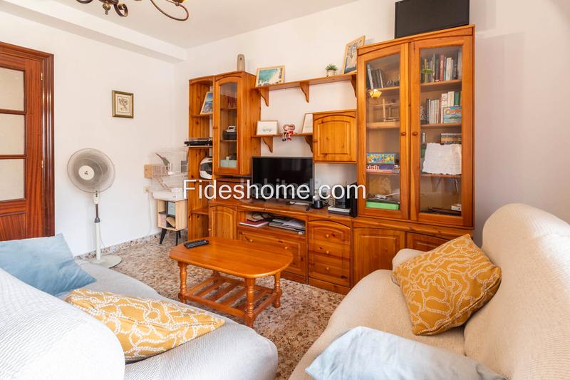 Foto 5a6c4f93-3cf8-4242-b359-d00476597a95. Piso en avenida de andalucía 2 piso en venta en av andalucia 2, 2a, en Albuñol