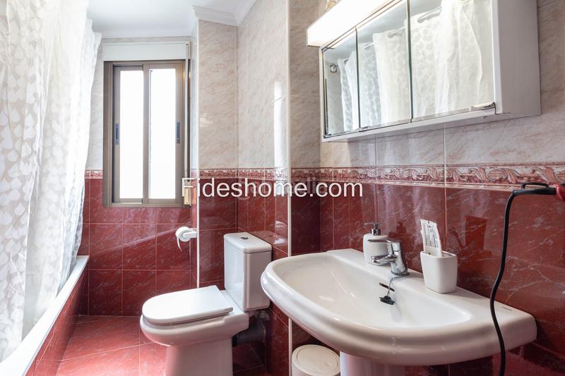 Foto 98ce2d83-db69-4c6a-befa-27a3a7d64d76. Piso en avenida de andalucía 2 piso en venta en av andalucia 2, 2a, en Albuñol
