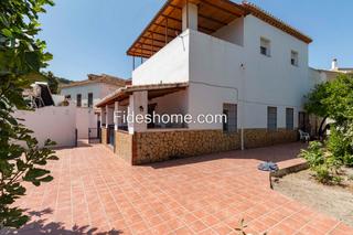 Casa a Calle moraleda 17. Casa con encanto en pinos del valle