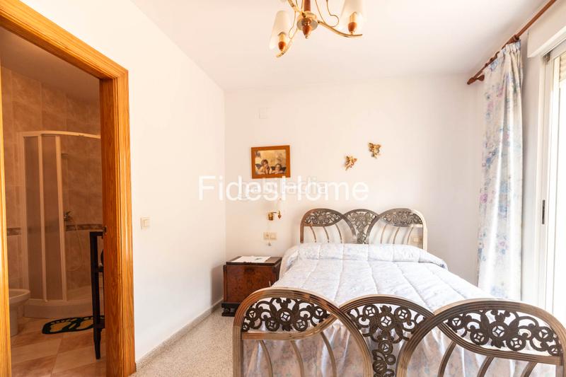Foto b71bd5e6-691f-4c87-ae0d-474e14afcb5f. Casa en calle calvario 3 chalet adosado en venta en calle calvario 3, durcal en Dúrcal