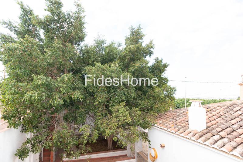 Foto aa14cb4f-ca6f-4d4e-beef-9fae657f8c38. Chalet in calle general palafox 2 in Los Tablones - La Garnatilla Motril