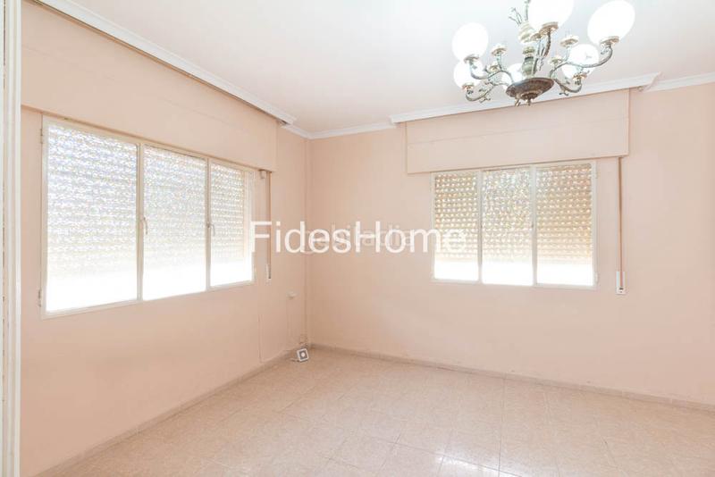 Foto e8fea208-ec8b-48e4-a63f-d3a3b7bf9444. Chalet in calle general palafox 2 in Los Tablones - La Garnatilla Motril