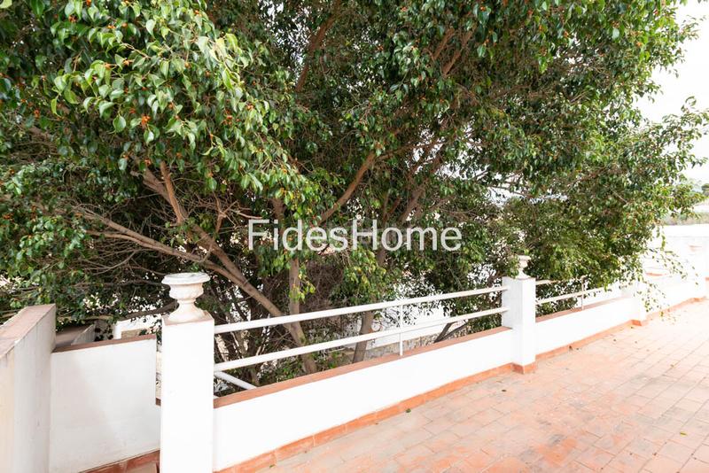 Foto ffe63934-5786-4e06-8c14-3e4ec0fb1e1f. Chalet in calle general palafox 2 in Los Tablones - La Garnatilla Motril