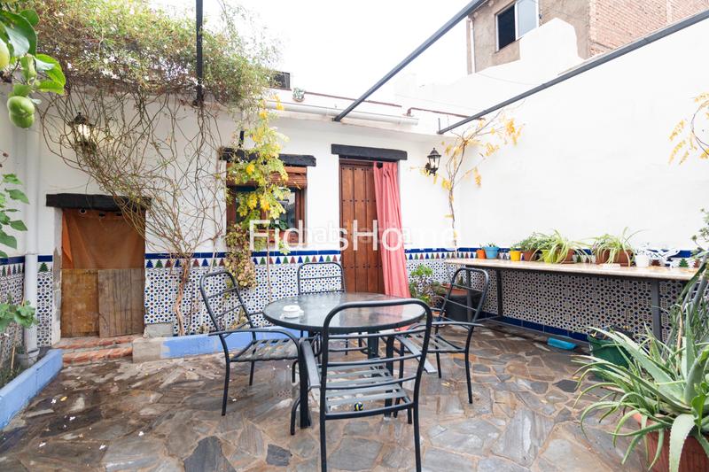 Foto 2bd91de5-f57e-4c03-a836-cf124925adaa. Casa in calle cañadilla 8 in Dúrcal