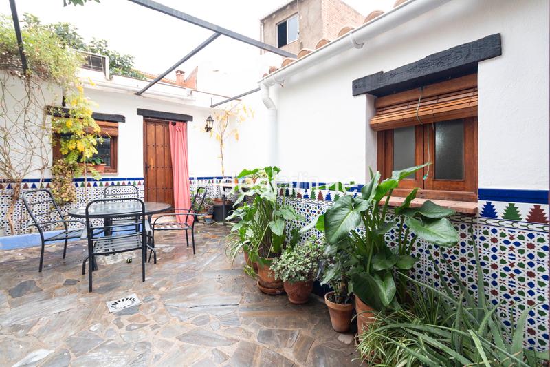 Foto 674cd95a-93bf-4c4d-accf-c28d324ebff1. Casa in calle cañadilla 8 in Dúrcal