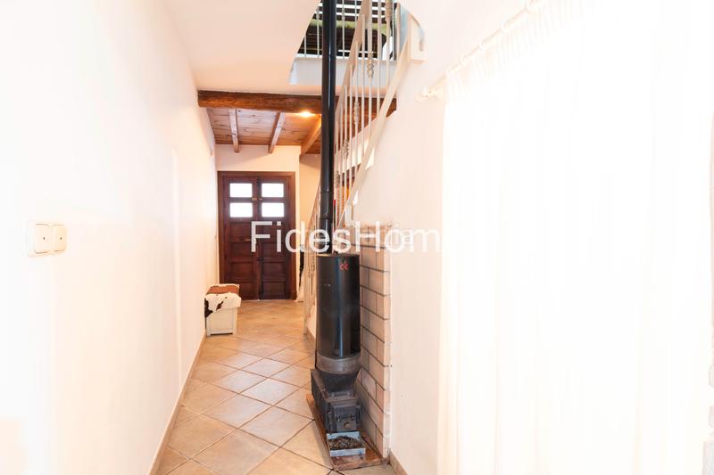 Foto 76b95c09-0a0b-4ec0-8b1e-ff72e5eba01c. Casa in calle cañadilla 8 in Dúrcal