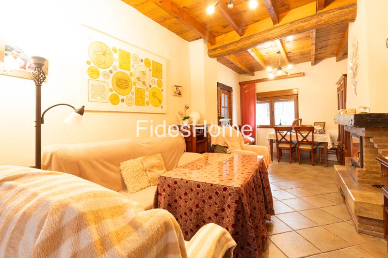 Foto 8b58fb5b-300e-4687-8004-853f7c8088dd. Casa in calle cañadilla 8 in Dúrcal