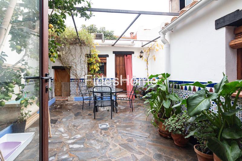 Foto f6c88fa2-7799-4666-98d4-f651992e0008. Casa in calle cañadilla 8 in Dúrcal