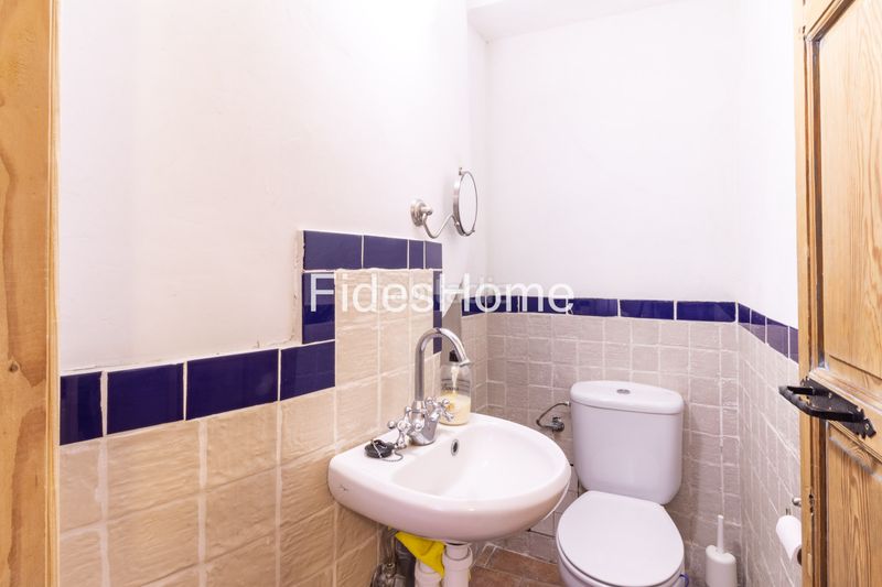 Foto 0cdc2a41-9882-4ab4-b766-d05f2c43e5e3. Casa adossada a calle carniceria 21 a Lecrín
