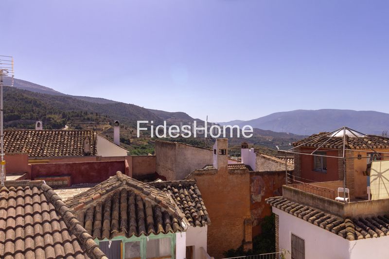 Foto f7b74e05-bcd7-4237-8f1c-dcbf457e9ae8. Casa adossada a calle carniceria 21 a Lecrín