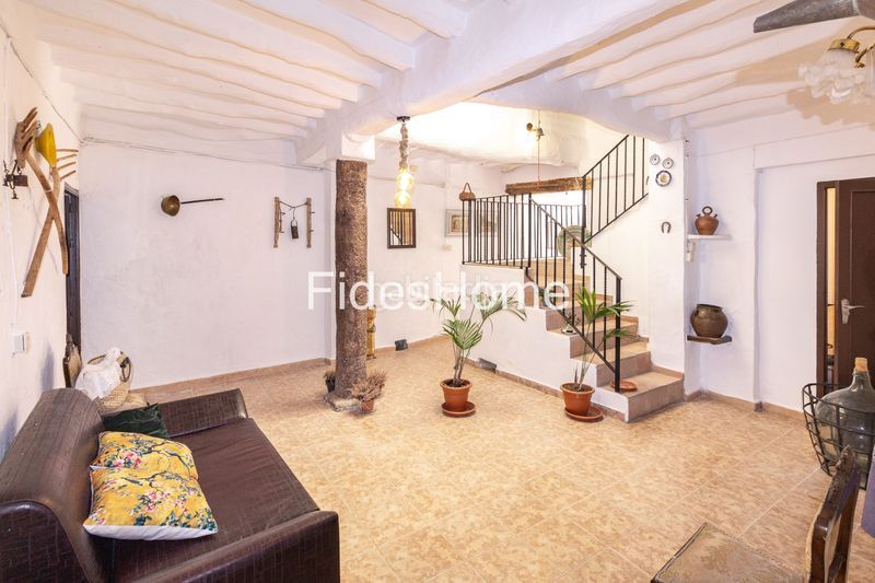 Foto 4fe155ad-3e7c-4f0f-b2ba-5ac61a7605dc. Casa adossada a calle santisima trinidad 5 a Pinar (El)