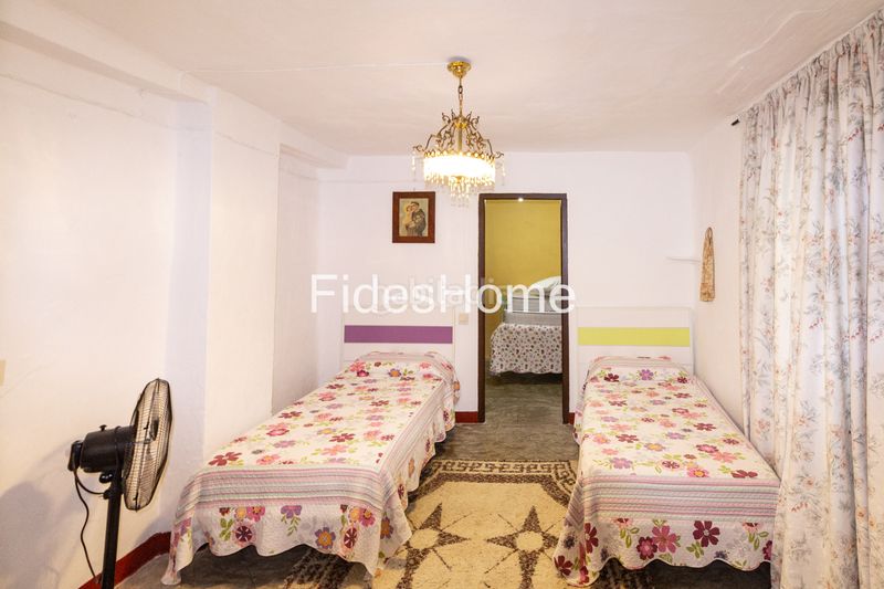Foto 94c15d75-25e3-4104-8580-dde7bccc3b77. Casa adossada a calle santisima trinidad 5 a Pinar (El)