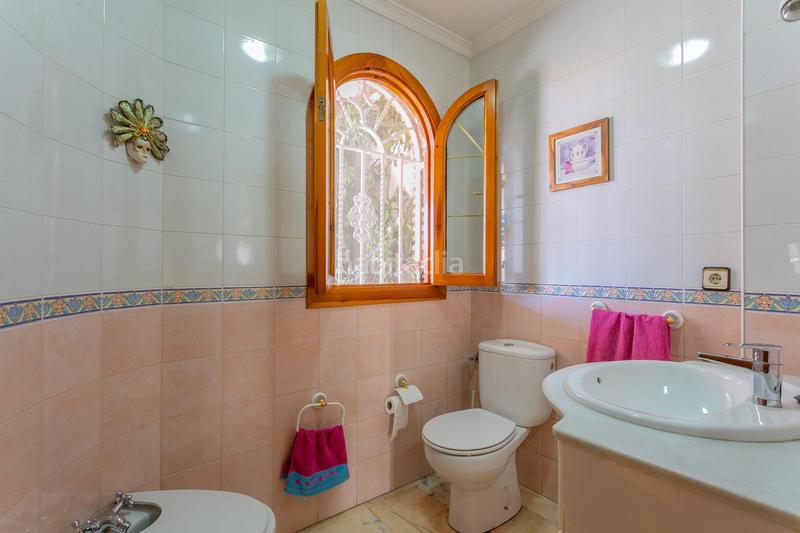 Foto a4e1281a-49a8-43ce-8ef7-6d6636cc619a. Masía oportunidad única! amplia vivienda en Peligros