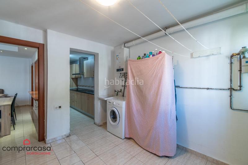 Foto 14e4b336-45d3-42f5-889a-7a93633d775f. Piso amplio piso en el centro de hijar con garaje y trastero en Gabias (Las)