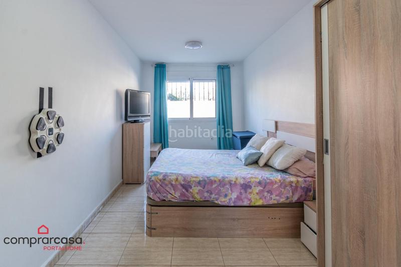 Foto a13f1e11-45dd-4027-b064-15ed556802b6. Piso amplio piso en el centro de hijar con garaje y trastero en Gabias (Las)