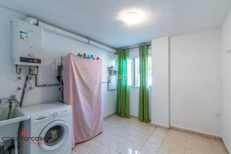 Foto ad608303-8126-467d-83c1-6dd61c1d0be2. Piso amplio piso en el centro de hijar con garaje y trastero en Gabias (Las)