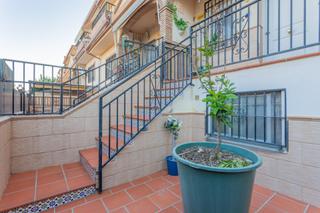 Casa adossada  Calle ana belen (be). Casa adosada en belicena con patio, sótano y 4 dormitorios