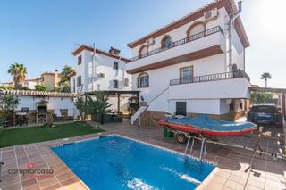 Chalet  Calle calle del naranjo, 19. Chalet con piscina en el ventorrillo