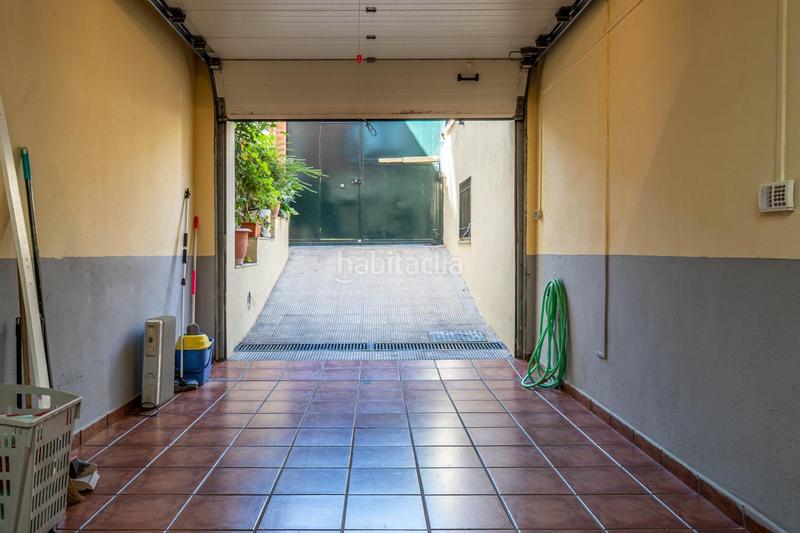 Foto 17021fdf-c557-49a1-af37-fa39a9485656. Casa a calle castoreño 7 a Joaquina Eguaras Granada