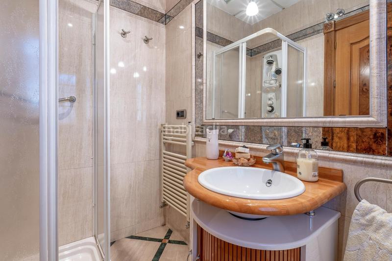 Foto 513f9bd8-a9e8-45ba-8194-7ceaa688b5ac. Casa a calle castoreño 7 a Joaquina Eguaras Granada