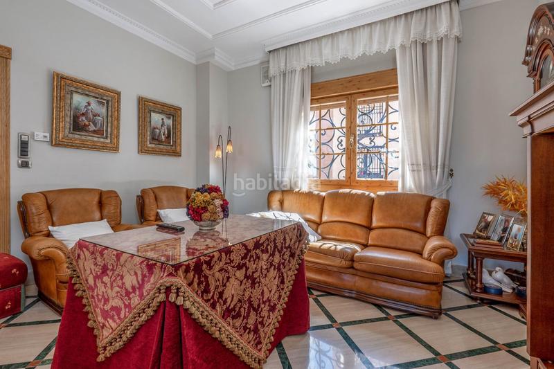 Foto 91b52f1c-f8ba-411c-937b-996d196e3d9f. Casa a calle castoreño 7 a Joaquina Eguaras Granada