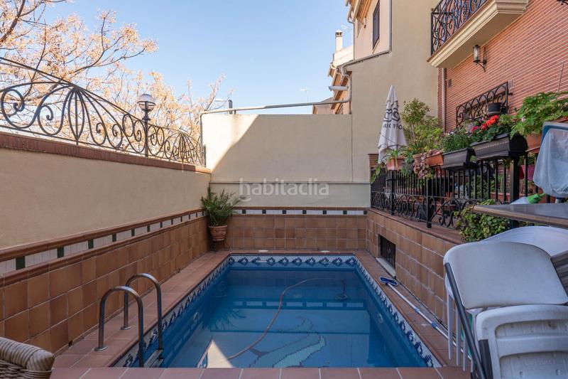 Foto e0cf5263-04e6-4fc9-81b9-4d7f12050ea9. Casa a calle castoreño 7 a Joaquina Eguaras Granada