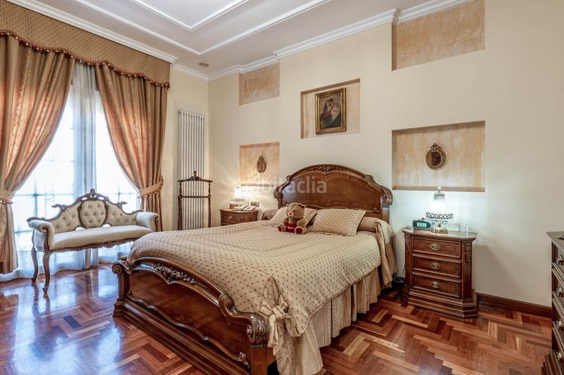 Foto f54ff8a1-295b-461c-b36c-361ed950b761. Casa a calle castoreño 7 a Joaquina Eguaras Granada