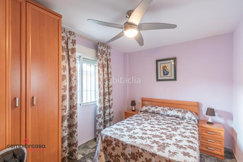 Foto 1a12b49f-75ed-4d22-adf2-3769ce361ca3. Casa adossada a calle calle de gloria fuertes a Belicena Vegas del Genil