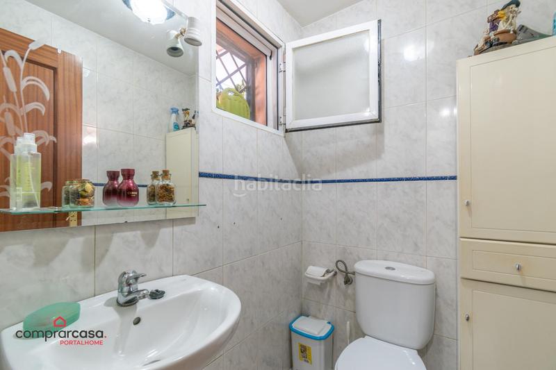 Foto 4f460c44-2941-4dda-bfc4-a8e951782d02. Casa adossada a calle calle de gloria fuertes a Belicena Vegas del Genil