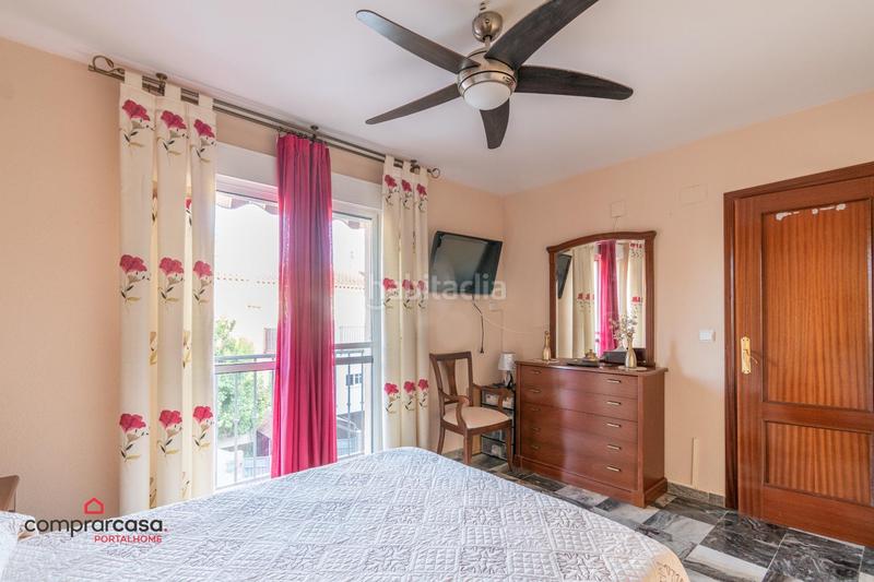 Foto c6b6b6b1-beb2-476f-99f9-91ef4f6e98d0. Casa adossada a calle calle de gloria fuertes a Belicena Vegas del Genil