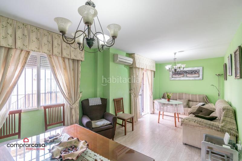 Foto c871517a-ad91-4eaf-a389-87ad356bce02. Casa adossada a calle calle de gloria fuertes a Belicena Vegas del Genil